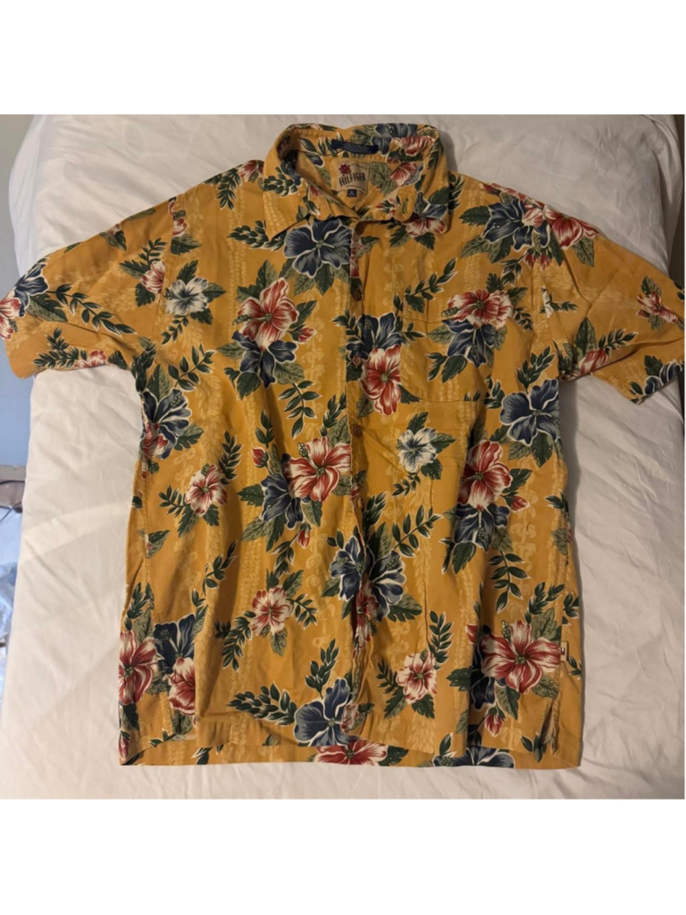 Vintage Tommy Hilfiger Yellow Floral Hawaiian Camp Shirt XL

Original Retail Pri